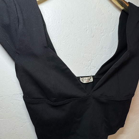 FREE PEOPLE BLACK SEXY CROP TOP XS EUC LIKE NEW - Picture 2 of 7